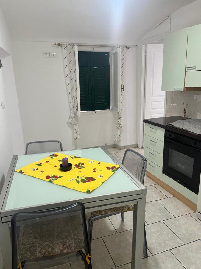 Via Garibaldi 32 Apartamento Ventimiglia Exterior foto